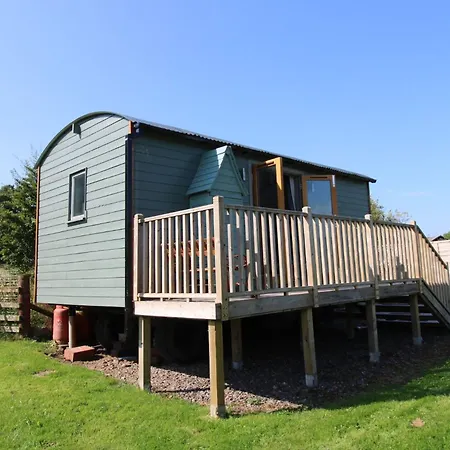 Feriehus Puddleduck Hut With Hot Tub And Dog Agility Course, Perfect For A Romantic Break *